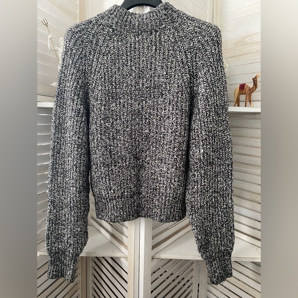 🛍️Universal Thread Sweater - Picture 6 of 6